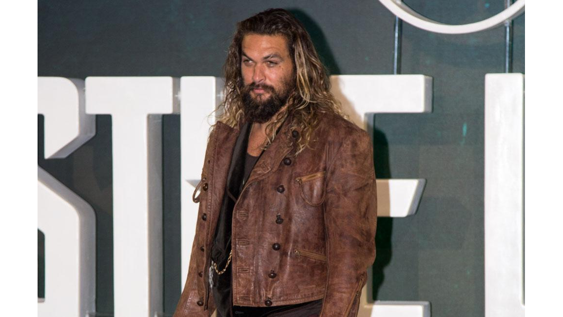 Jason Momoa Is Pretty Much Naked In Aquaman 8days 3423