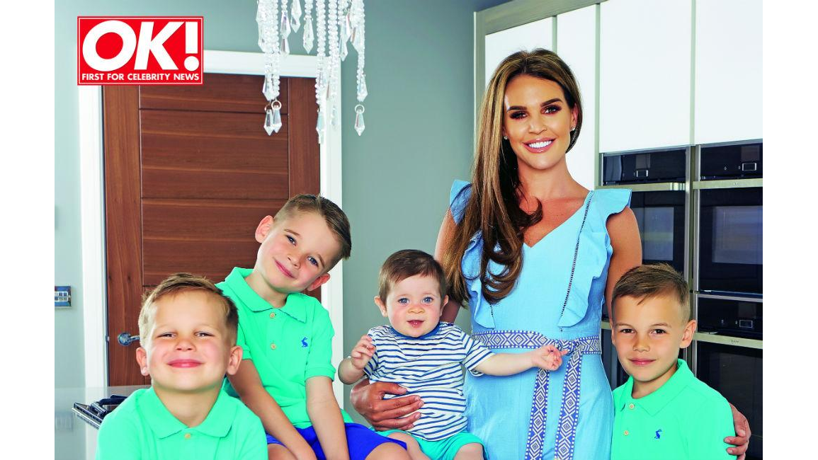 Danielle Lloyd Finds Her Wedding Dress 8 Days 1117