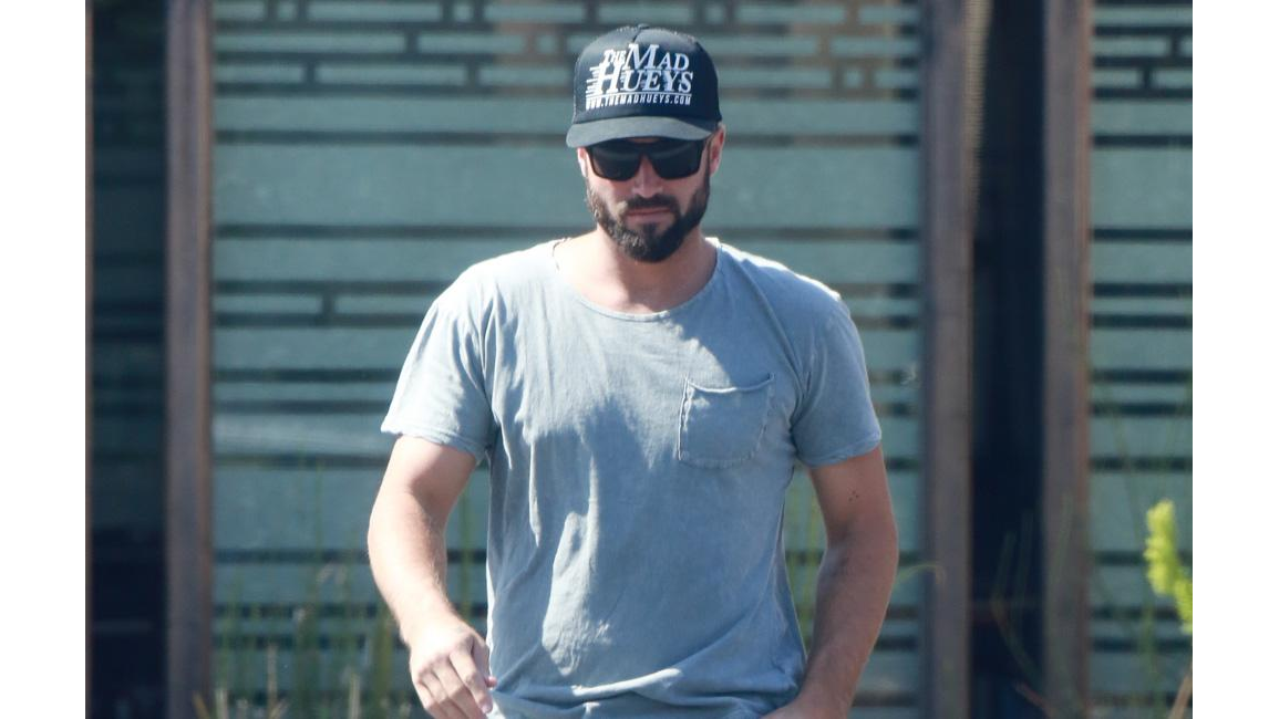 Kendall and Kylie Jenner snub brother Brody’s wedding invite - 8days