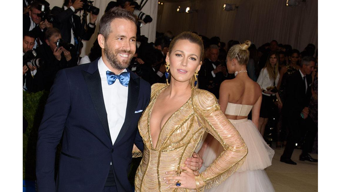 Blake Lively Drove Ryan Reynolds To Hospital When She Was Giving Birth 8days 