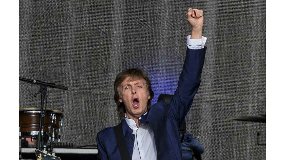 Paul McCartney named UK's wealthiest musician - 8days