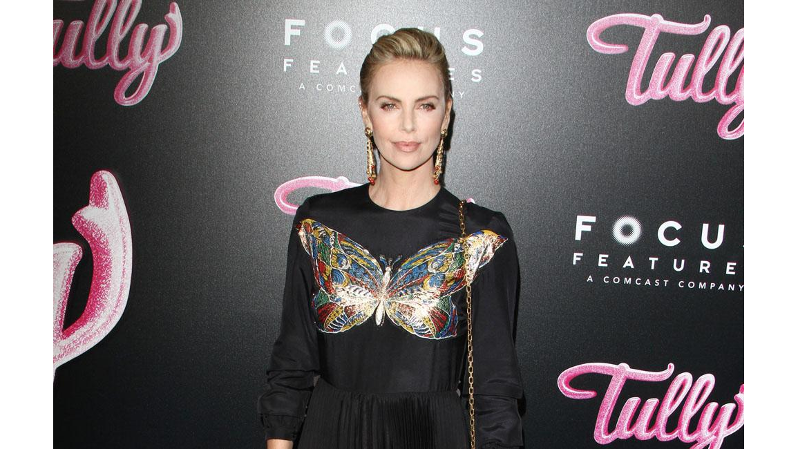 Charlize Theron Is Thinking About Dating 8days 