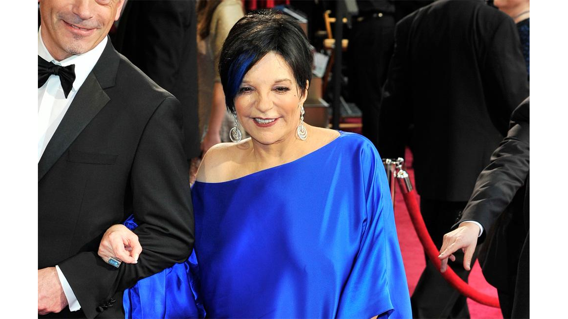 Liza Minnelli To Stage Huge Auction 8days