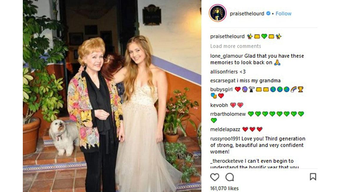 Billie Lourd pays tribute to Debbie Reynolds 8 Days