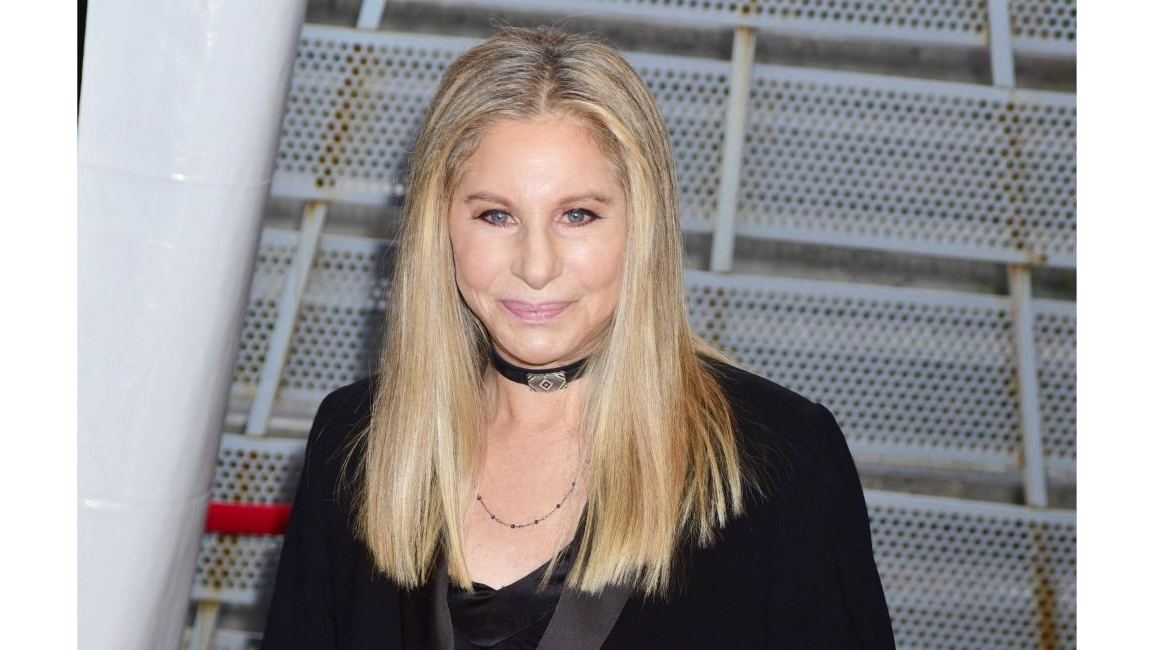 Barbra Streisand Never Sexually Harassed 8 Days