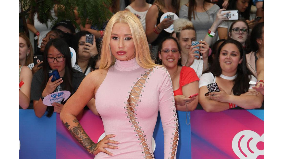 Iggy Azalea Hits Back At Her Critics 8 Days 