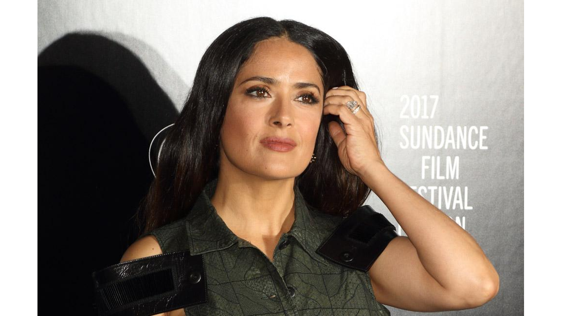 Salma Hayek shocked by Weinstein story reaction 8days