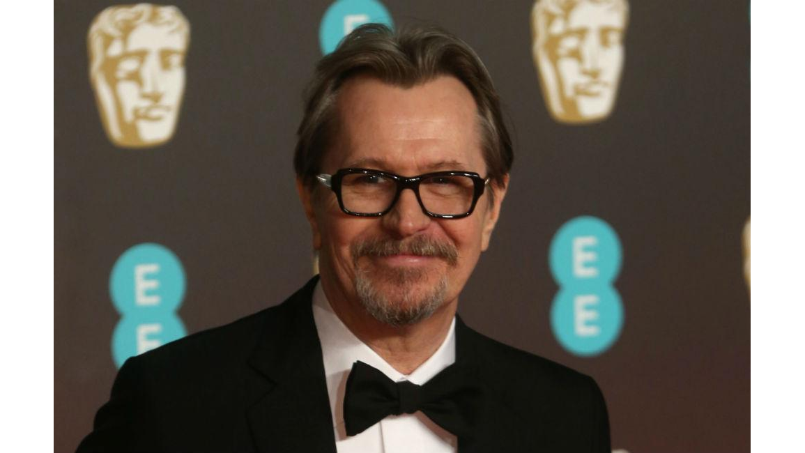 Gary Oldman Feels Like An 'honorary Member Of Sir WInston Churchill's ...