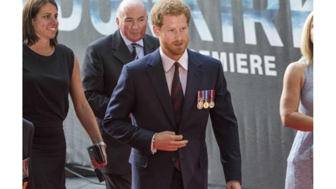 Prince Harry to meet England team 8 Days