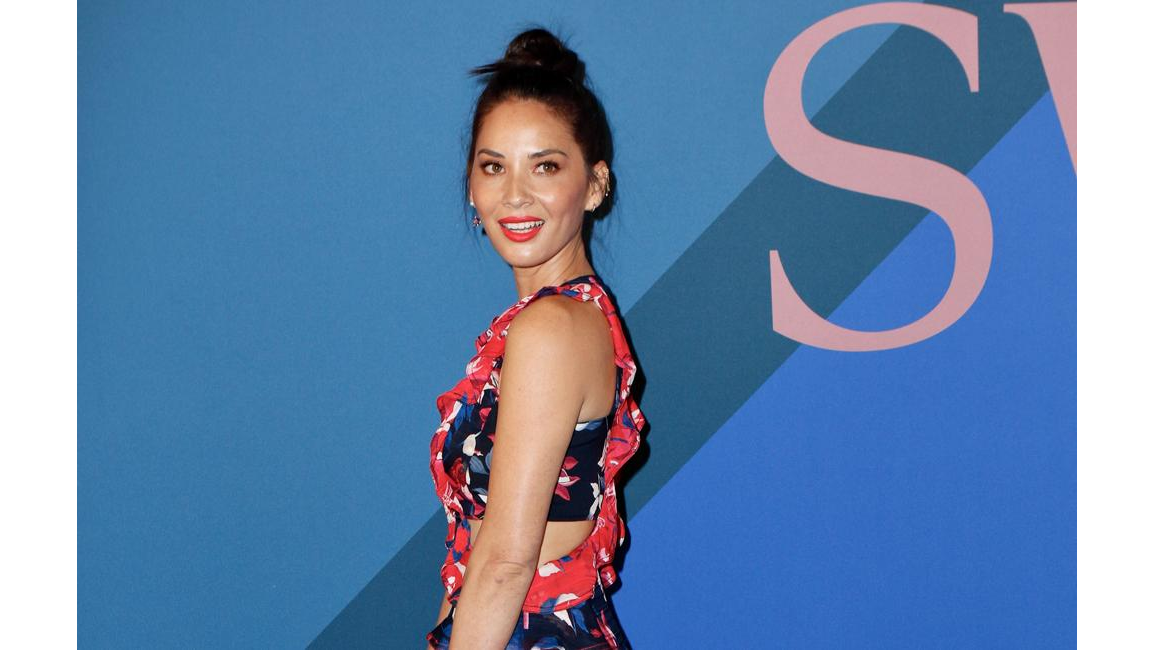 Olivia Munn To Host The 2018 Critics Choice Award 8 Days