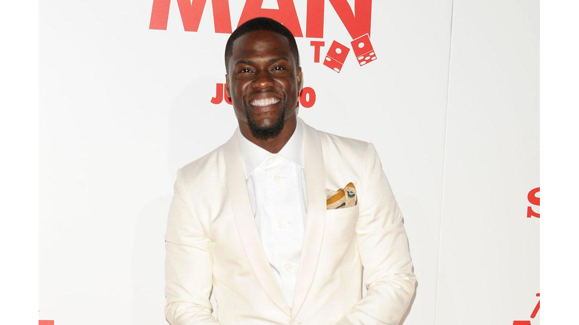 Kevin Hart has never changed a diaper - 8 Days