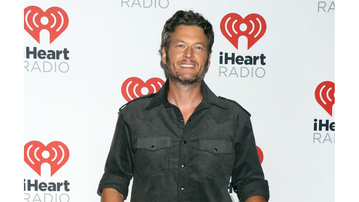 Blake Shelton Will Milk His Sexiest Man Alive Title 8 Days 5859