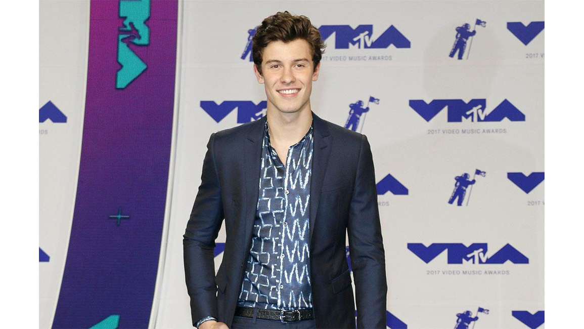 Shawn Mendes and Hailey Baldwin 'were kissing at MTV EMA afterparty