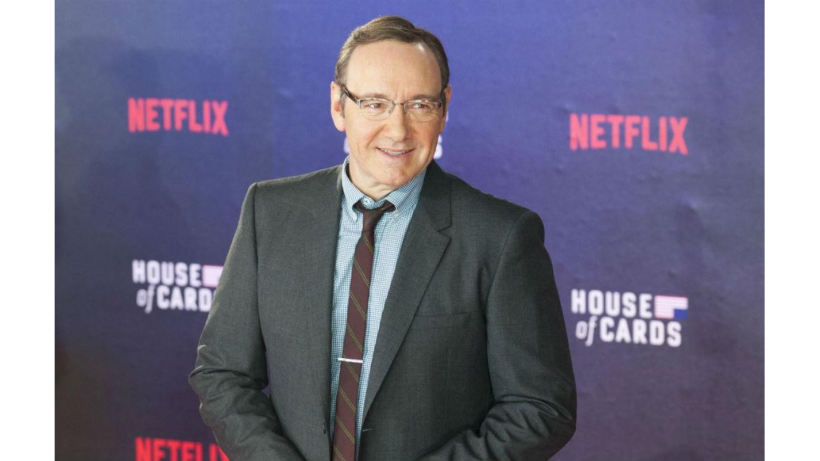 Netflix Cuts Ties With Kevin Spacey 8days