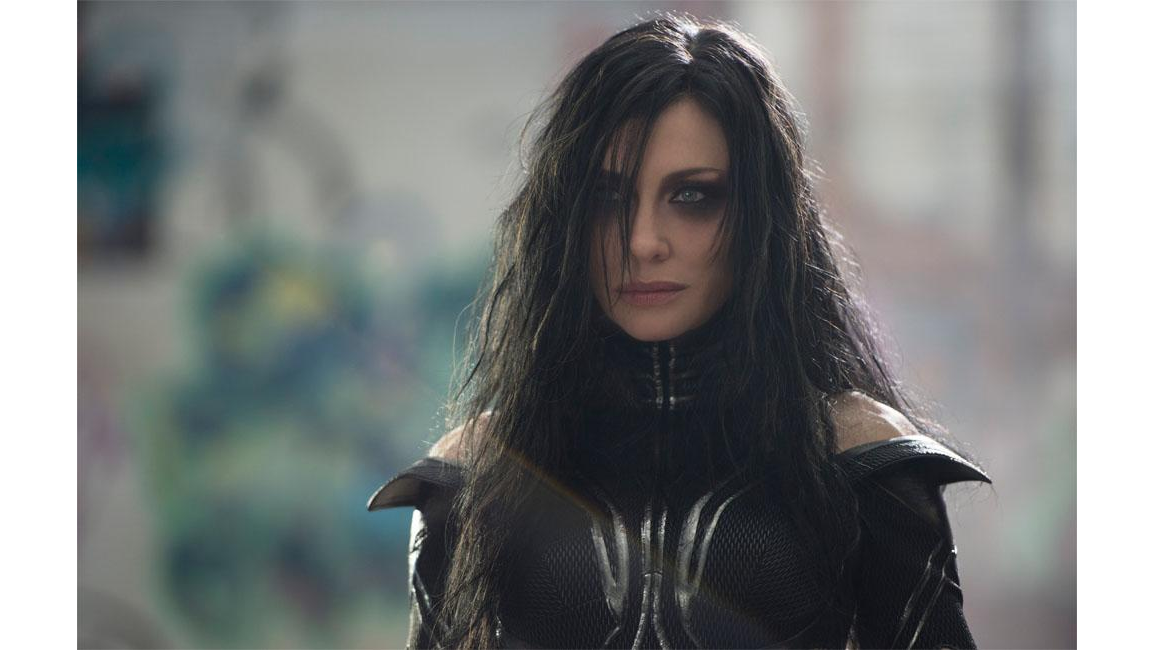 Cate Blanchett loved her Lycra outfit in Thor Ragnarok 8days(01)