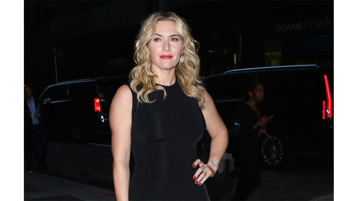 Kate Winslet keeps her Oscar in the toilet 8days
