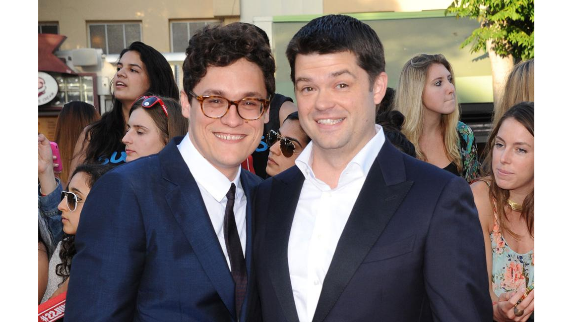 Phil Lord and Chris Miller to helm Artemis - 8days