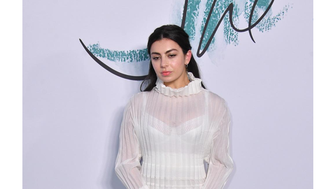 Charli Xcx Cancels Two Shows Due To Severe Tonsillitis 8days