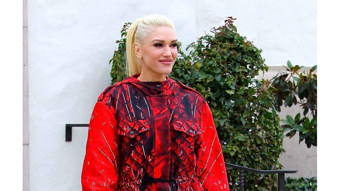 Gwen Stefani to release Christmas album 8days