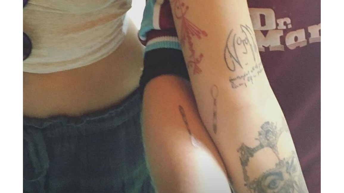 Paris Jackson and Macaulay Culkin get matching tattoos - 8days