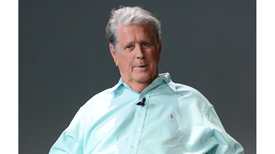 Brian Wilson could have been a baseball player 8 Days