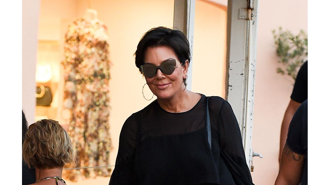 Kris Jenner Remaining Calm Amid Rob Kardashian Drama 8days