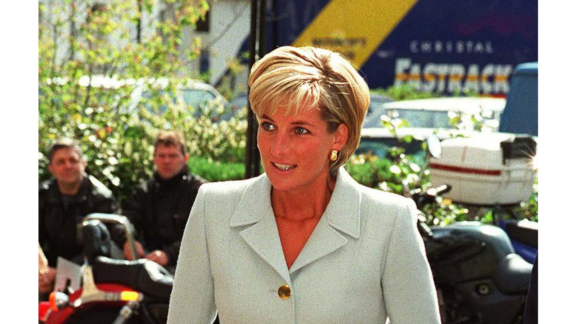 Princess Diana Loved To Dance At Kensington Palace 8 Days