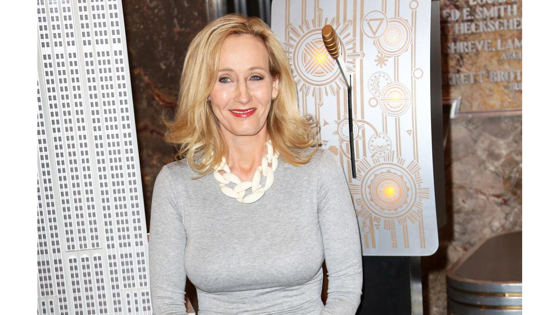 J.K Rowling completes Fantastic Beasts 2 script - 8days