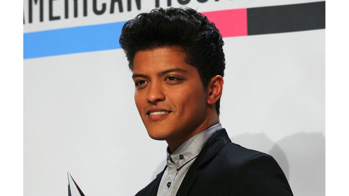 Bruno Mars in talks for Prince tribute at Grammys 8days