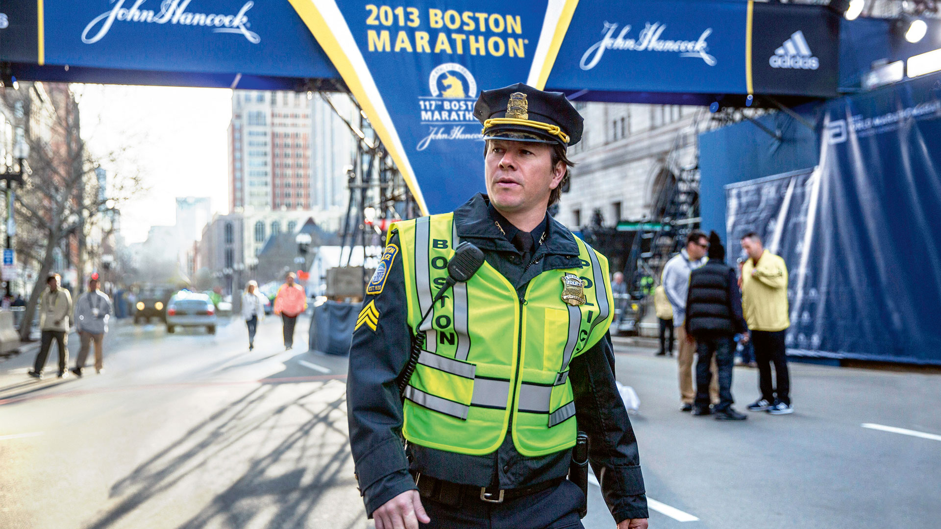 Mark Wahlberg leads a ticking-clock investigation of the 2013 Boston