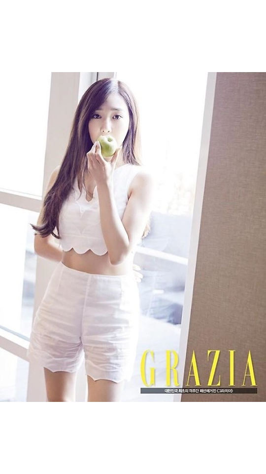 SNSD′s Tiffany Radiates in Thailand 8days