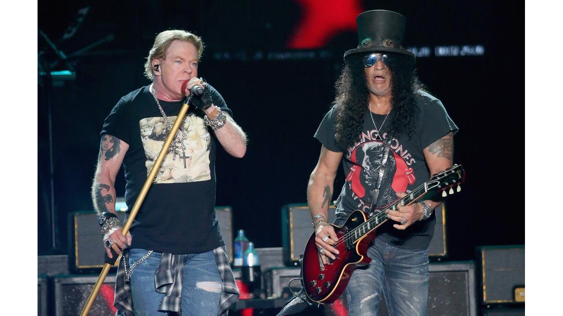 Slash Guns N Roses Not Really Sure How To Release New Music 8days