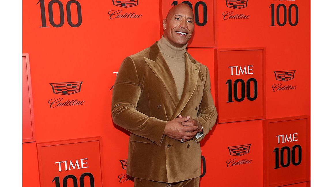 Dwayne The Rock Johnson Is In Pain Following Fathers Death 8days