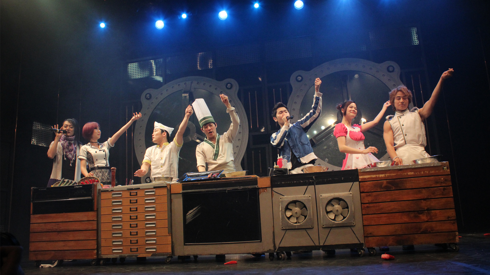 This Is What It's Like Hanging Out With Jayley And Hayley Woo In Seoul