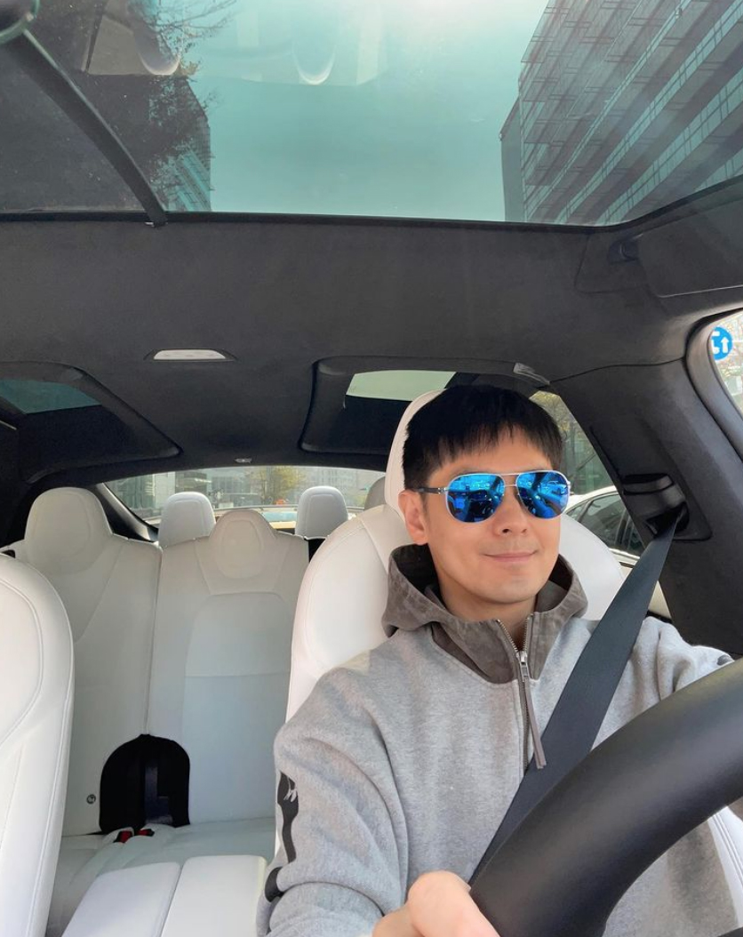 Jimmy Lin Shows Off His New Tesla 4 Days After Posting About Wanting