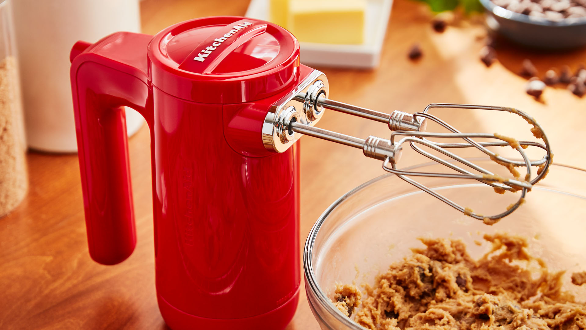 Variable Speed Cordless Hand Blender + Chopper & Whisk Accessories (Passion  Red), KitchenAid