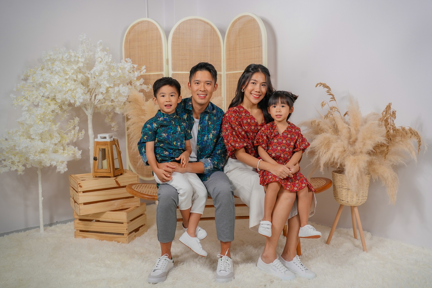 7 Ways To Twin & Win This CNY With Your Family Or Significant Other - 8days