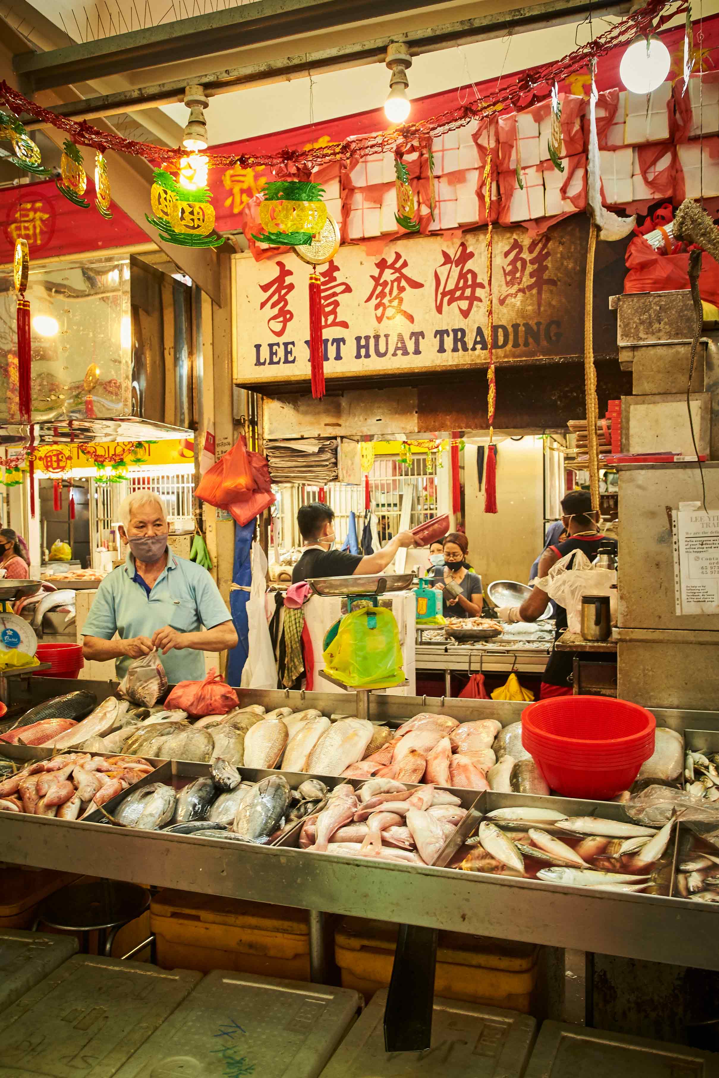 Tekka Seafood Stall Goes Digital During Pandemic, With Help From  19-Year-Old - 8days