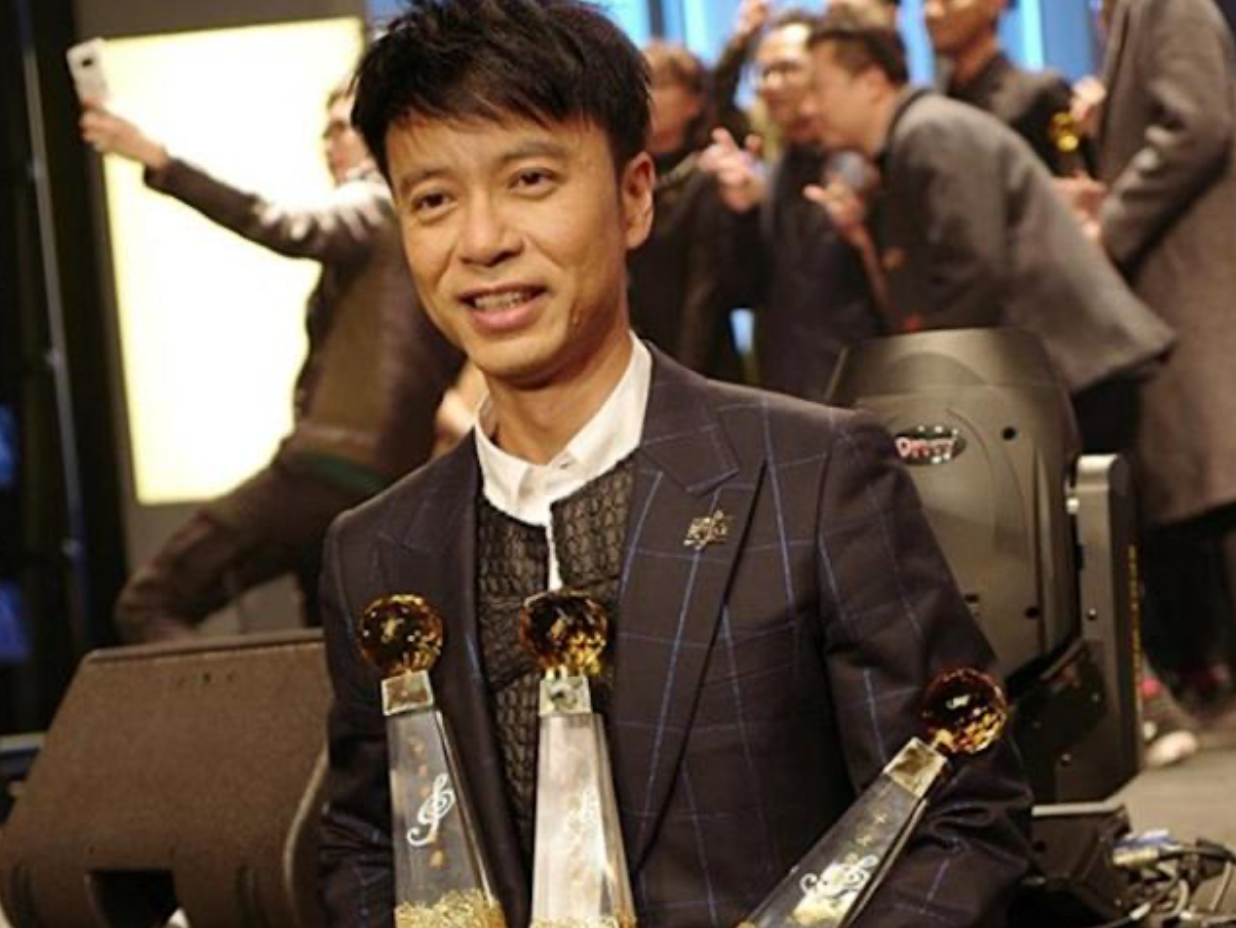Hacken Lee Is Still Sore About Not Getting Invited To An Awards Show Many  Years Ago - 8days