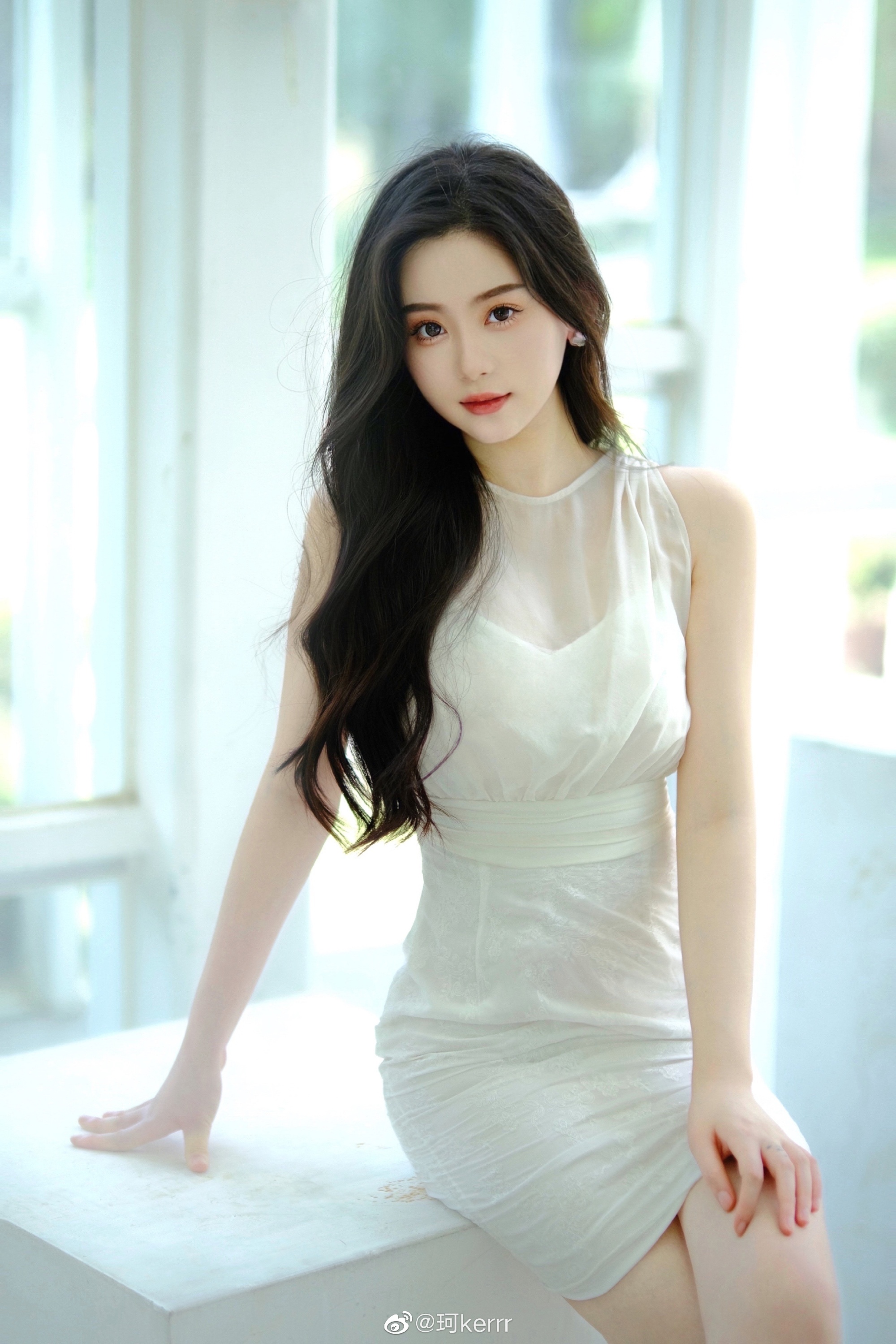 Huang Xiaoming’s ex girlfriend