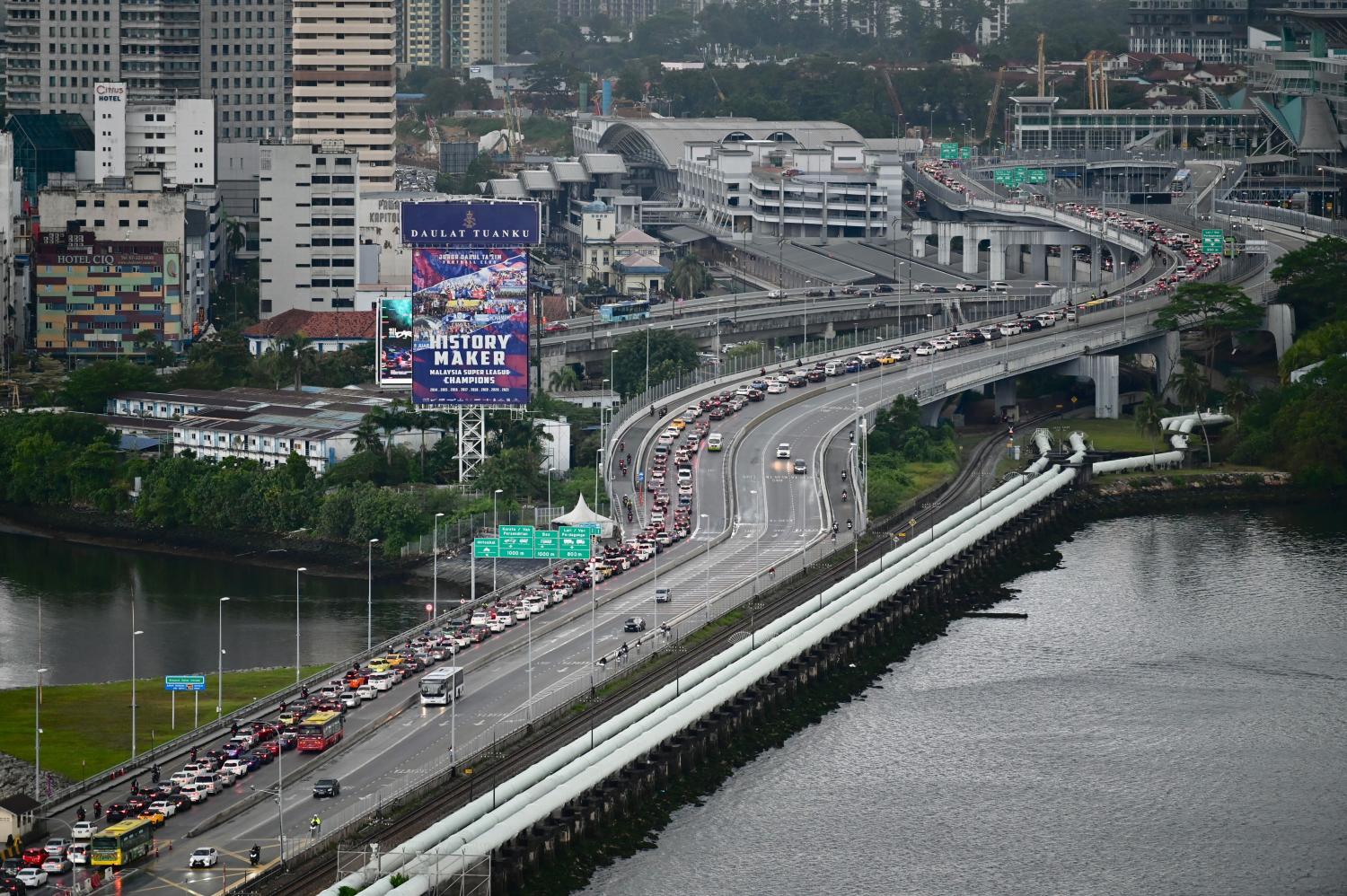 Heavy traffic expected at Singapore-Malaysia land checkpoints over Deepavali long weekend