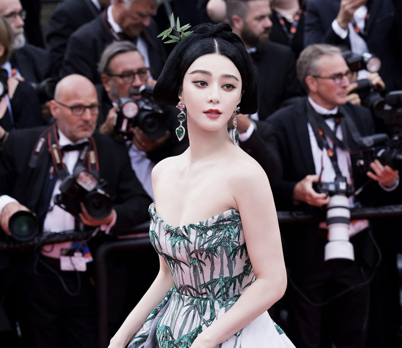 Fan Bingbing Cannes festival outfit