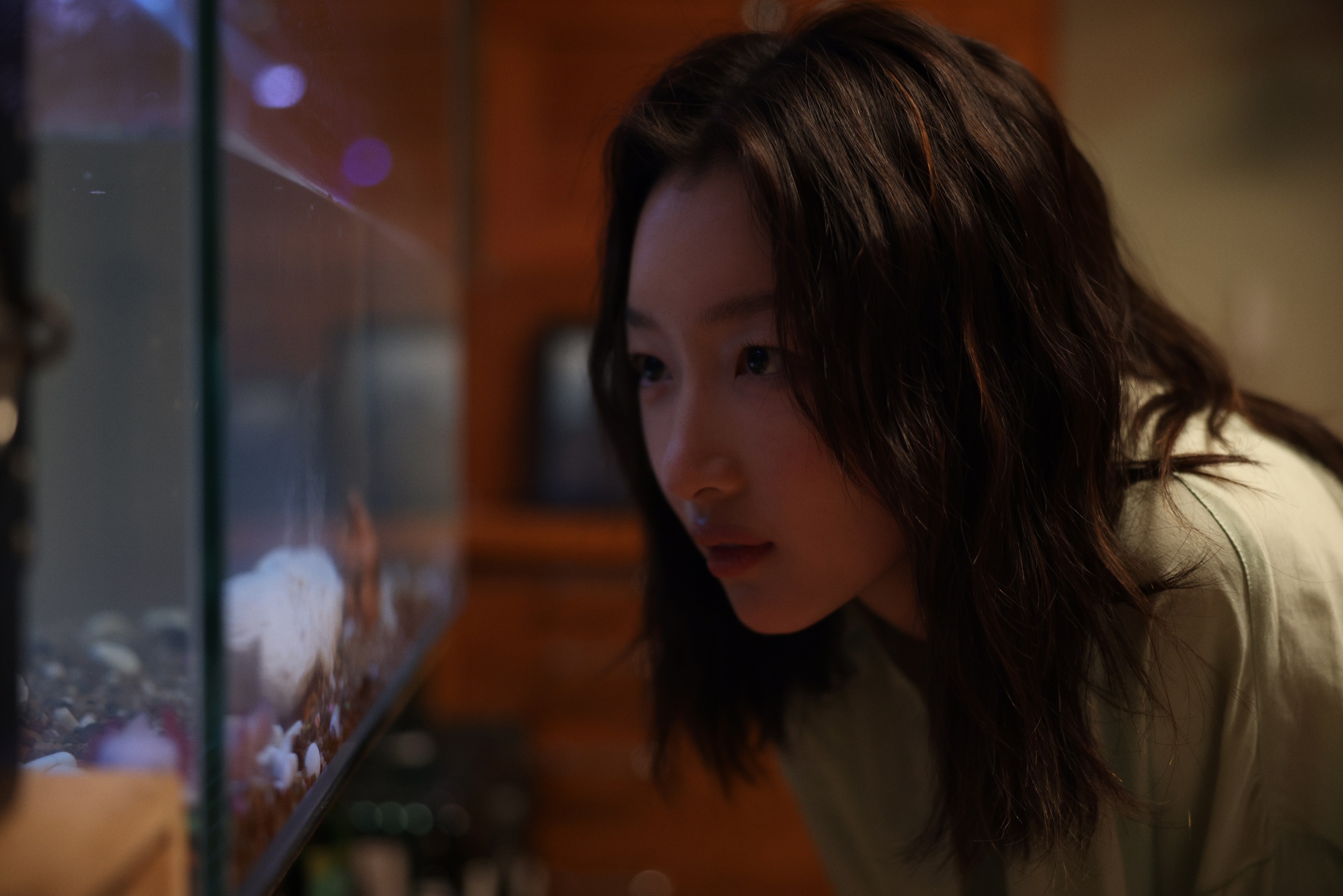 Tainted Love Review: Zhou Dongyu Is Elusively Magnetic In