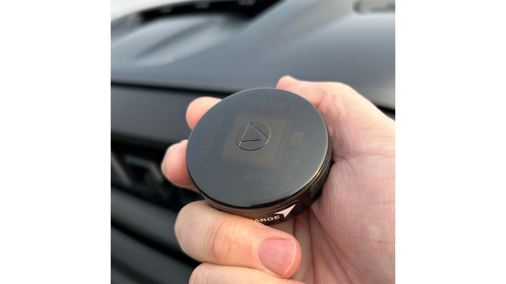 Bluetooth trackers VS GPS trackers: What's the difference - SpotyPal
