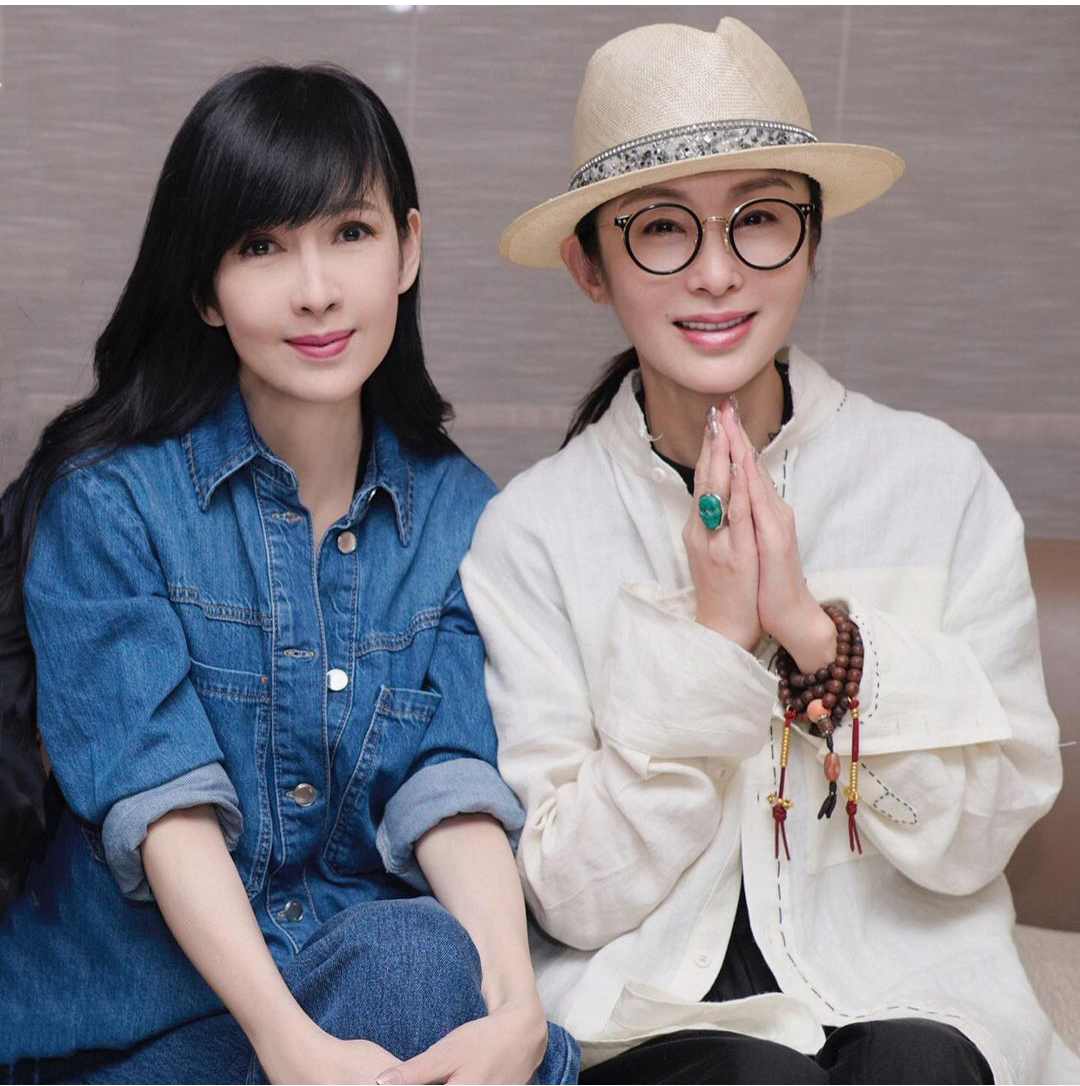 vivian_chow_sharla_cheung_2.jpg