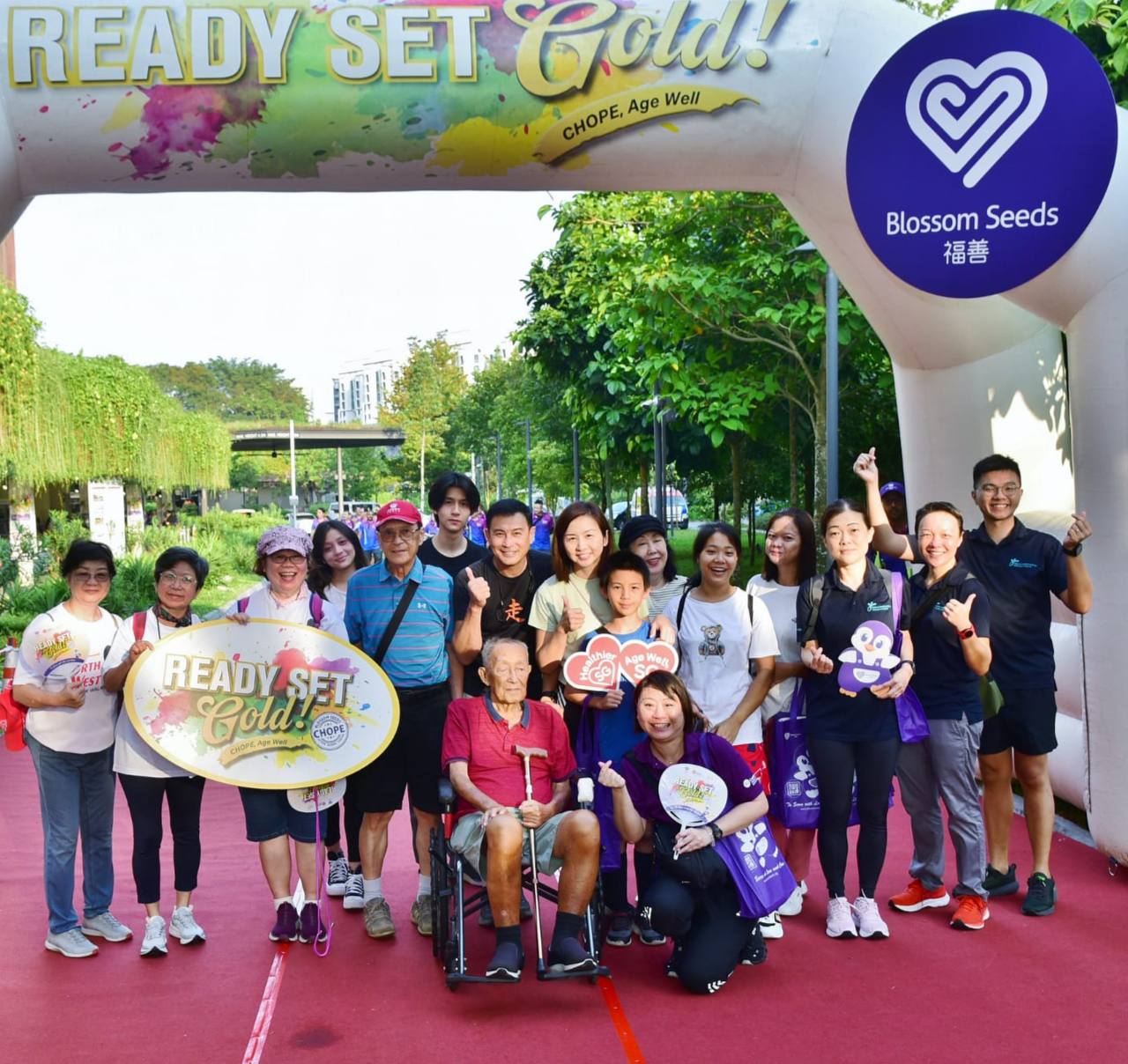 Darren Lim & family took part in charity walk to support his 96-year ...
