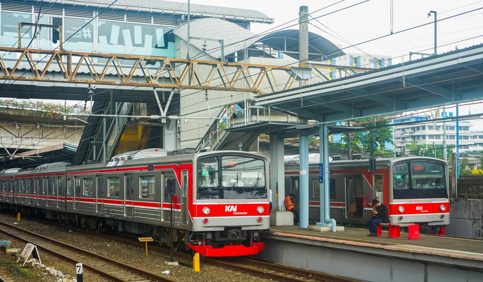 Perjalanan KRL Bogor-Jakarta Kota dikurangi hingga 30 September, DPR desak KAI siapkan kereta cadangan
