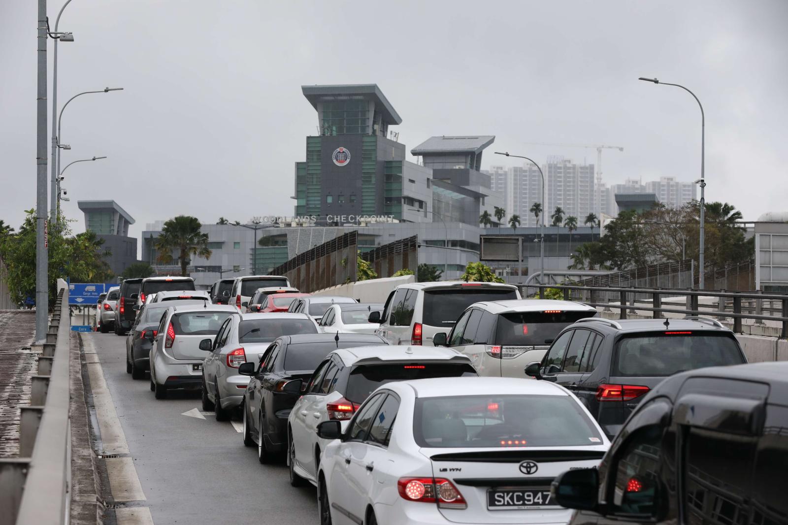 Heavy traffic expected at Woodlands, Tuas checkpoints during Good Friday long weekend 