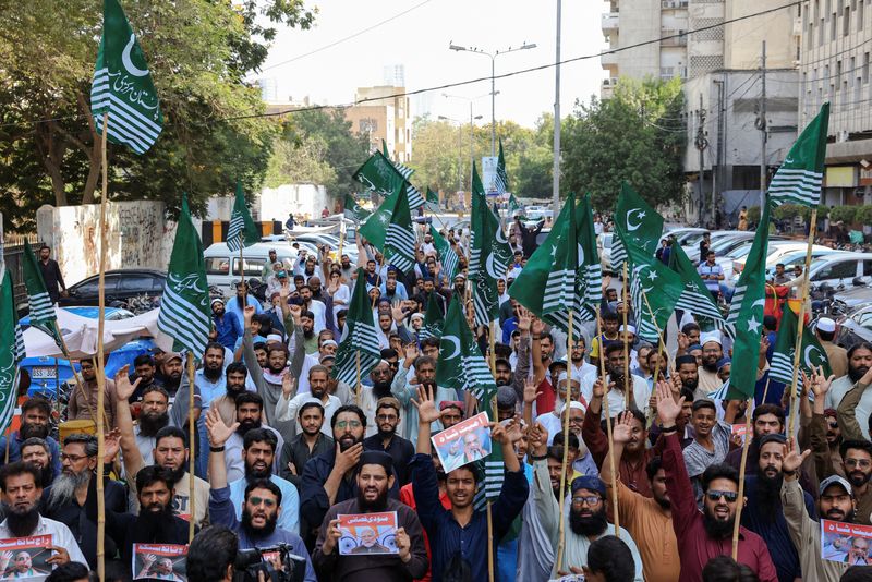 Tribunal says India cannot withdraw from water treaty with Pakistan