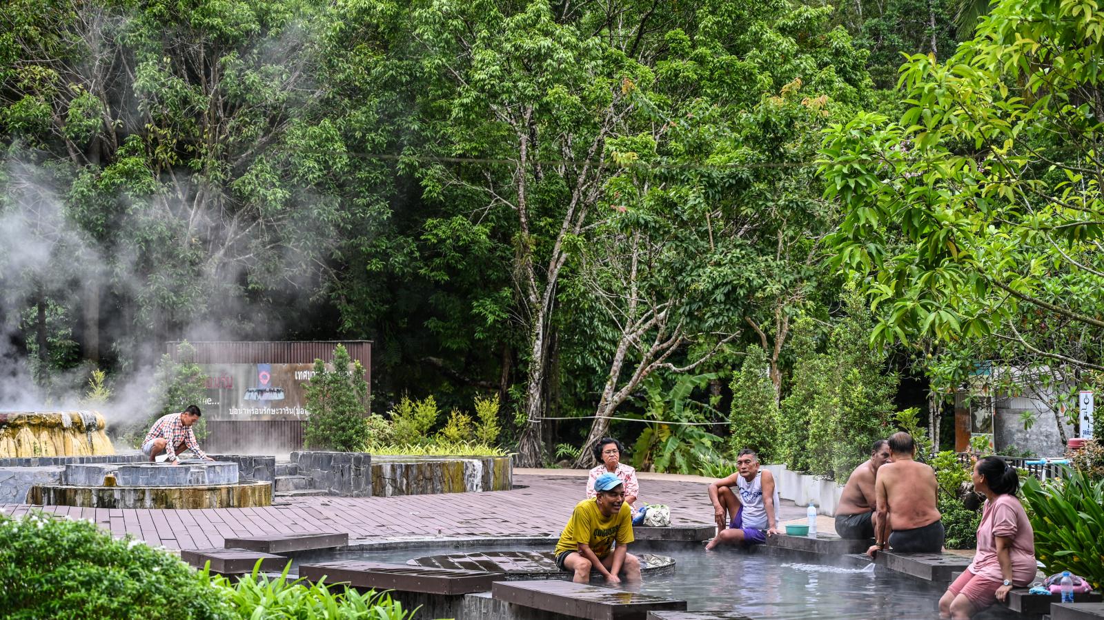 Thailand wants its hot springs to rival Japanese onsens, but can the new tourism plan work? 